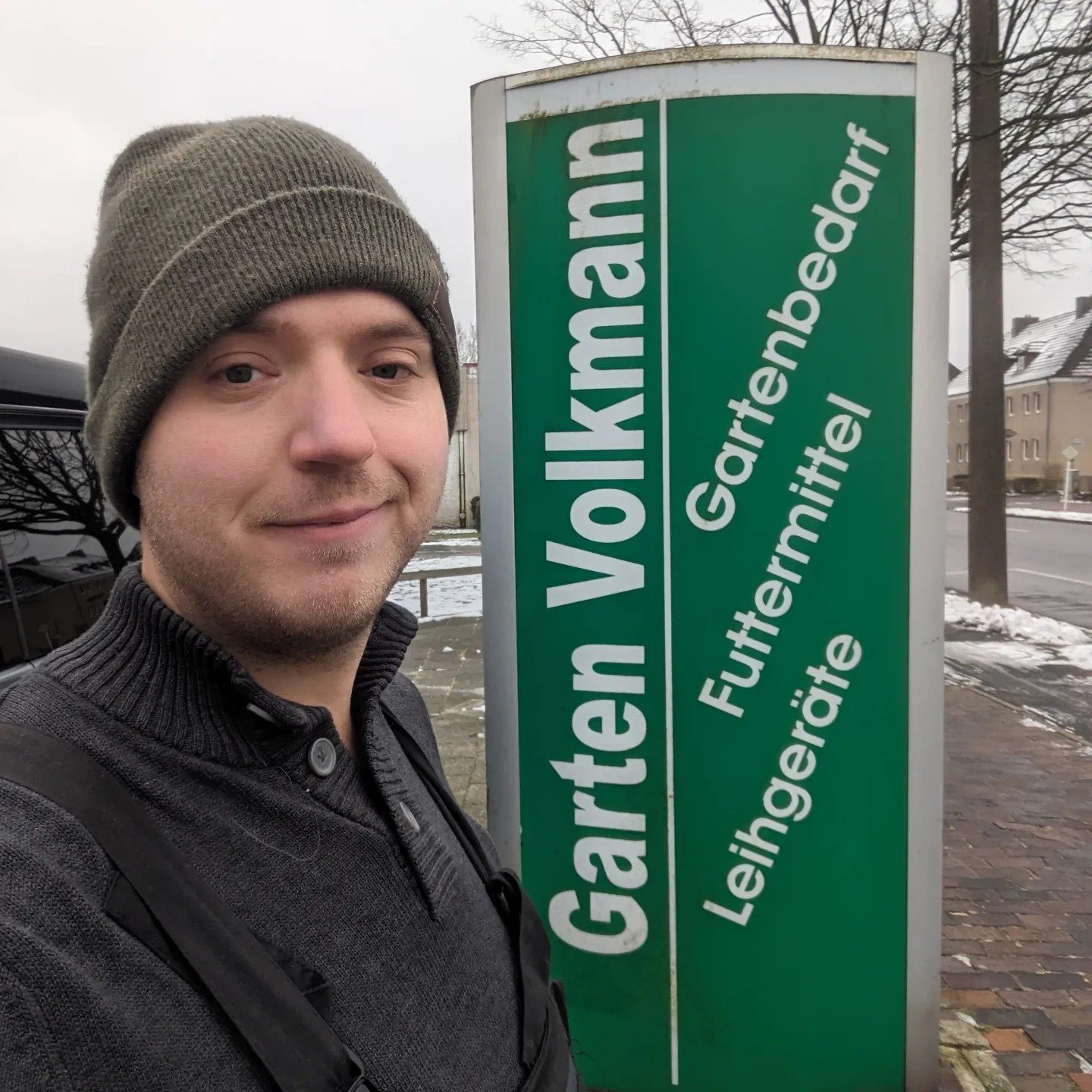 Von Herausforderungen zu Erfolgen: Mein Weg im Verkauf und in der Gartenarbeit bei Garten Volkmann